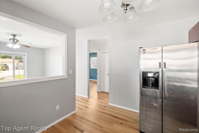 1200 Bangor Road, Waterford, MI 48328