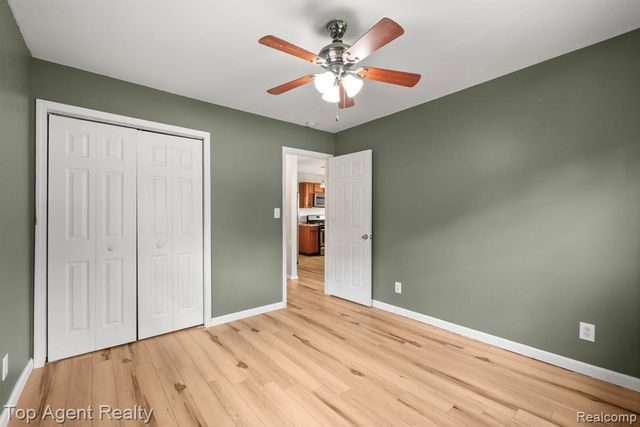 1200 Bangor Road, Waterford, MI 48328