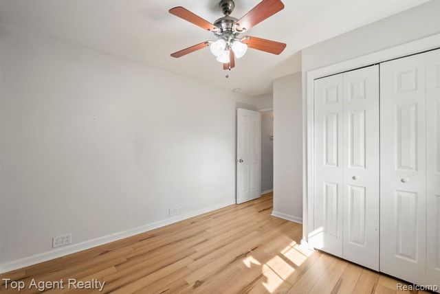 1200 Bangor Road, Waterford, MI 48328