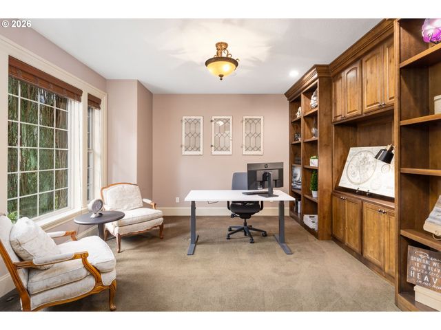 10329 Se REGINA Ct, Happy Valley, OR 97086