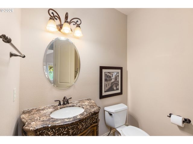 10329 Se REGINA Ct, Happy Valley, OR 97086