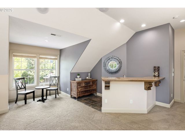 10329 Se REGINA Ct, Happy Valley, OR 97086