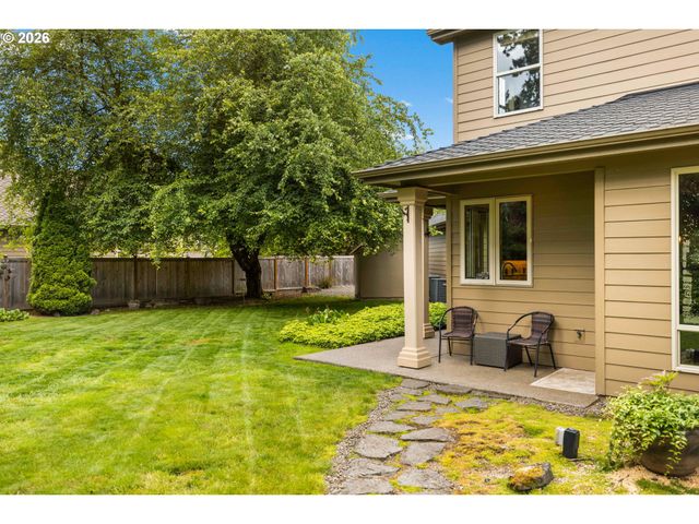 10329 Se REGINA Ct, Happy Valley, OR 97086