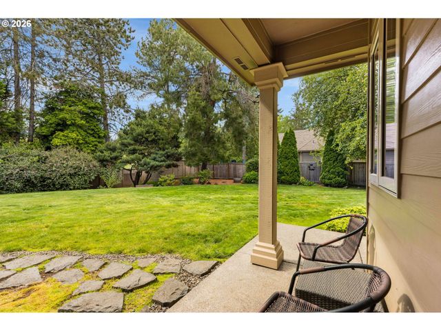 10329 Se REGINA Ct, Happy Valley, OR 97086