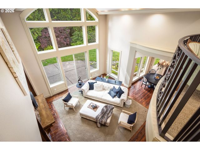 10329 Se REGINA Ct, Happy Valley, OR 97086