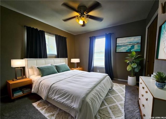 1648 EASTWOOD DR, Seguin, TX 78155