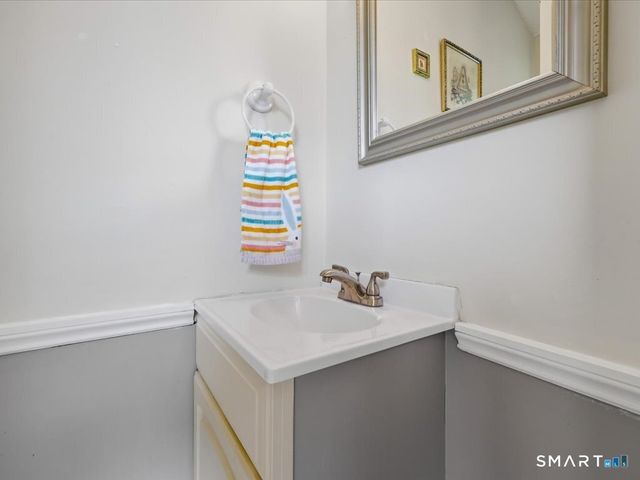 358 Monticello Drive 358, Branford, CT 06405