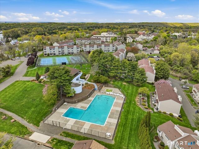 358 Monticello Drive 358, Branford, CT 06405