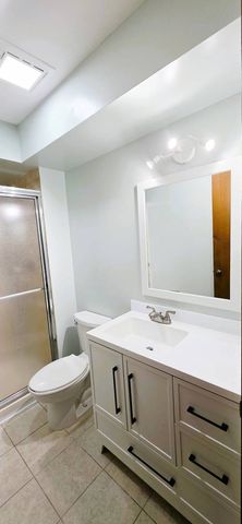 1907 W Golf Road 1B, Mount Prospect, IL 60056