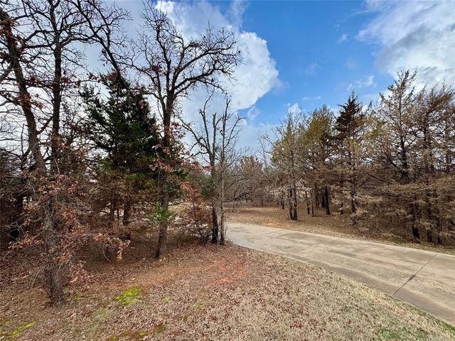 22422 Flying Hawk Trail, Luther, OK 73054