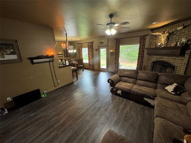 22422 Flying Hawk Trail, Luther, OK 73054