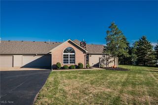 2851 Patriots Path 3-D, Alliance, OH 44601