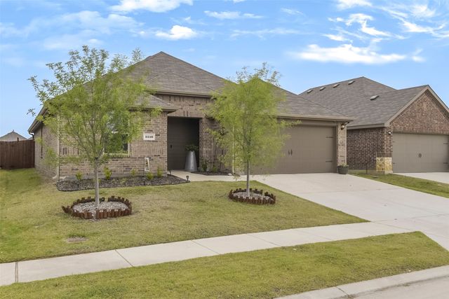 1110 Baldwin Lane, Ennis, TX 75119