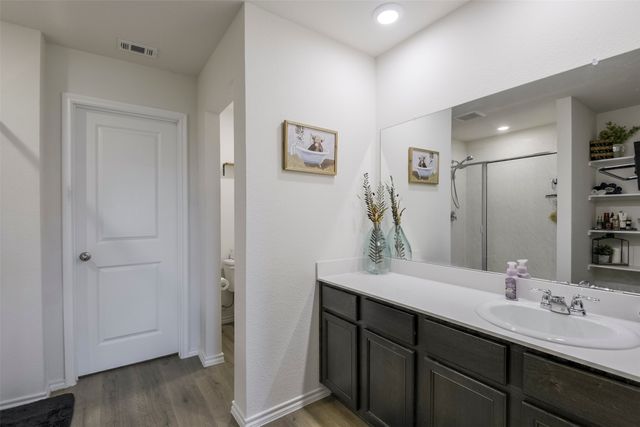 1110 Baldwin Lane, Ennis, TX 75119