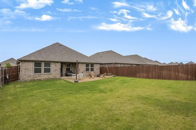 1110 Baldwin Lane, Ennis, TX 75119