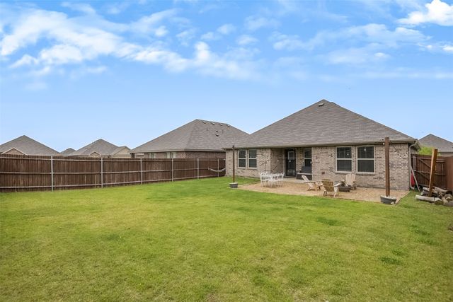 1110 Baldwin Lane, Ennis, TX 75119