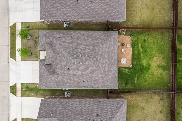 1110 Baldwin Lane, Ennis, TX 75119
