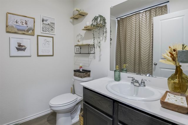 1110 Baldwin Lane, Ennis, TX 75119