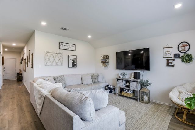 1110 Baldwin Lane, Ennis, TX 75119