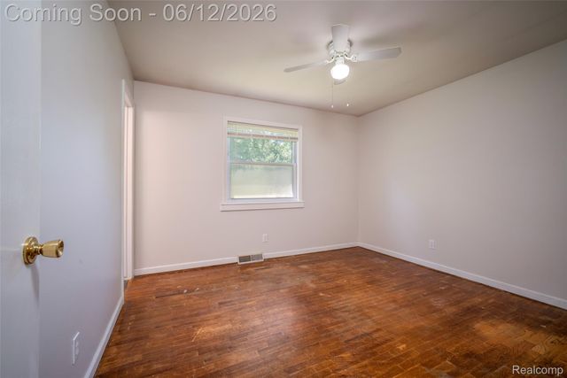 1518 Diane Drive, Flushing, MI 48433