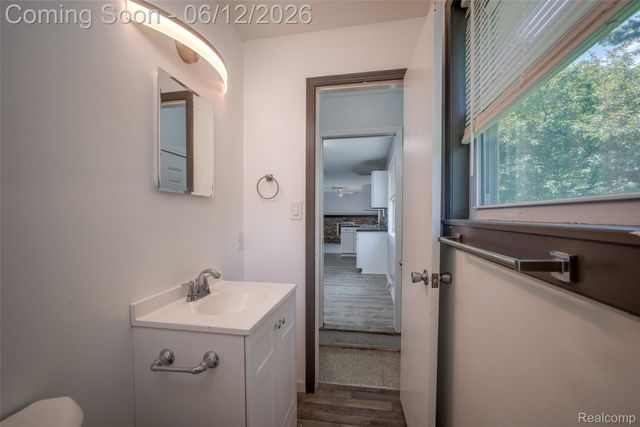 1518 Diane Drive, Flushing, MI 48433