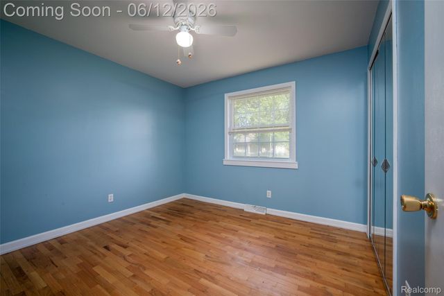 1518 Diane Drive, Flushing, MI 48433