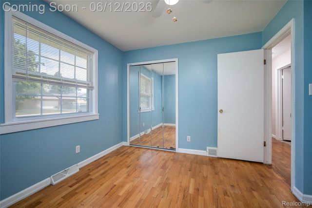1518 Diane Drive, Flushing, MI 48433