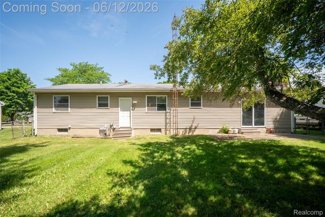 1518 Diane Drive, Flushing, MI 48433