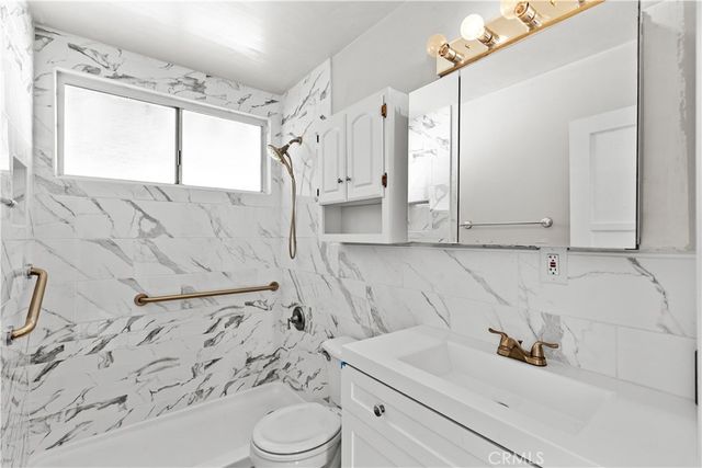 8433 Costello Avenue, Panorama City, CA 91402