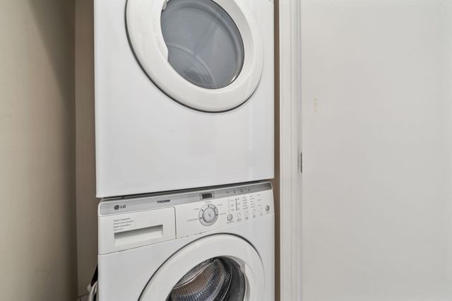 603 Davis ST 710, Austin, TX 78701