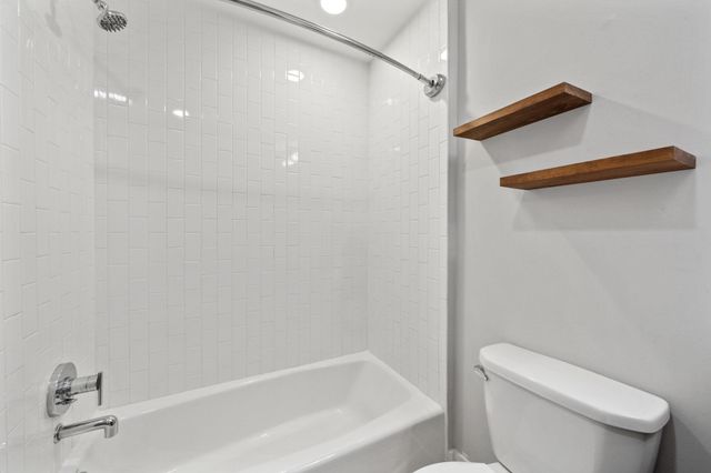 603 Davis ST 710, Austin, TX 78701