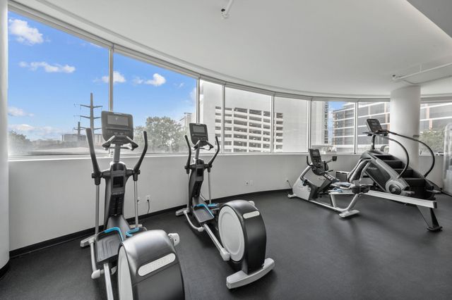 603 Davis ST 710, Austin, TX 78701