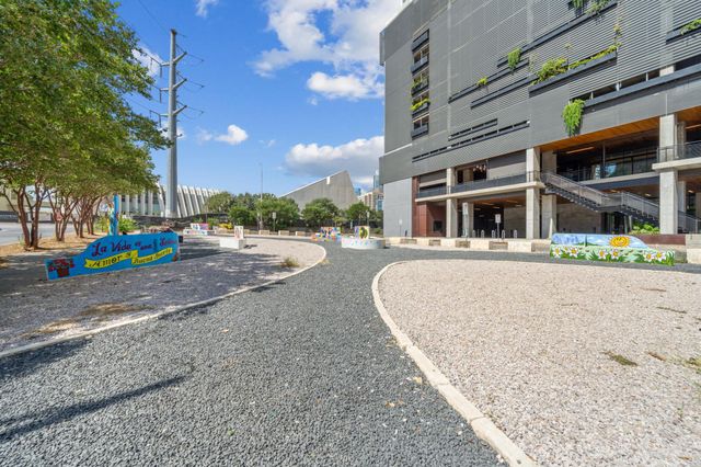 603 Davis ST 710, Austin, TX 78701