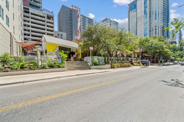 603 Davis ST 710, Austin, TX 78701