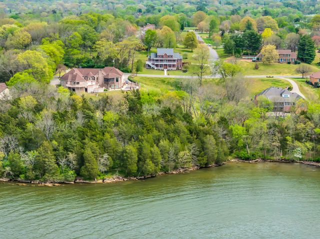 1826 Lake Meadow Trl, Mount Juliet, TN 37122