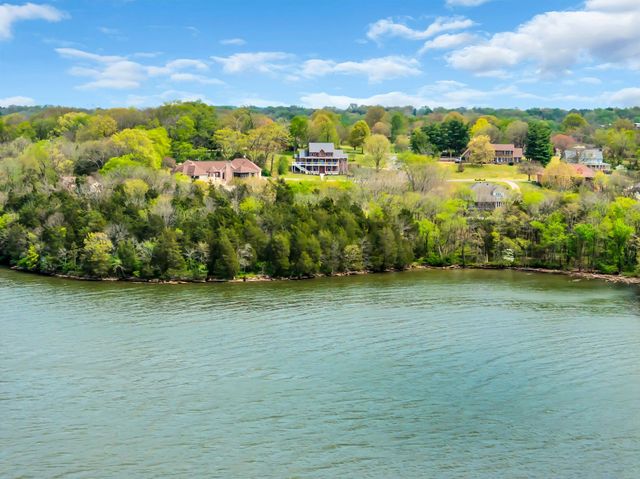 1826 Lake Meadow Trl, Mount Juliet, TN 37122