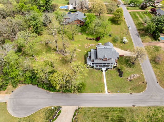 1826 Lake Meadow Trl, Mount Juliet, TN 37122