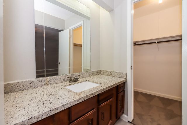 16310 Forest Bend Avenue, Friendswood, TX 77546