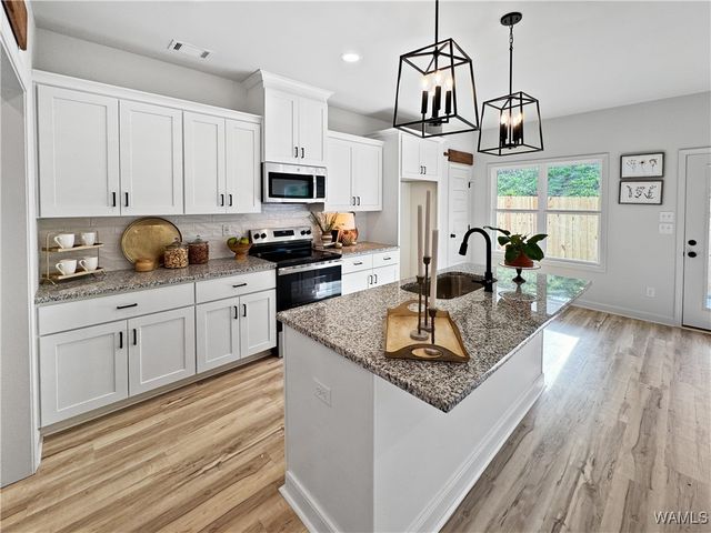 7410 Huntland, Cottondale, AL 35453
