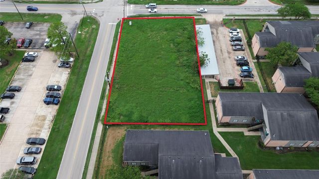 3344 E Walnut St, Pearland, TX 77581