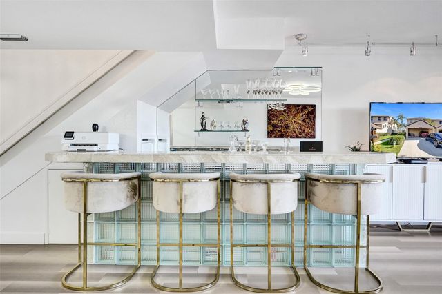 270 Captains Walk 310, Delray Beach, FL 33483