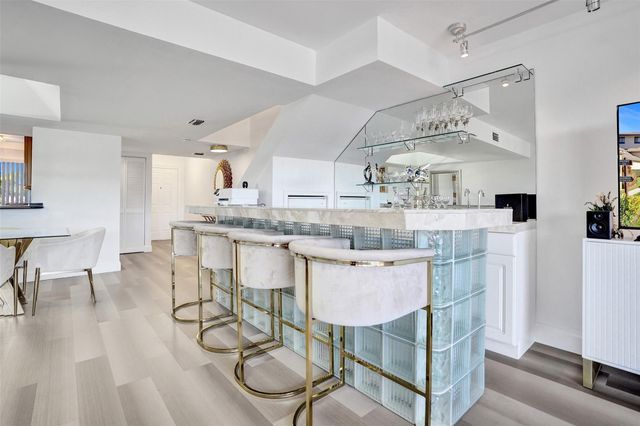 270 Captains Walk 310, Delray Beach, FL 33483