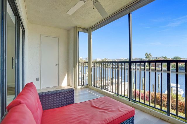 270 Captains Walk 310, Delray Beach, FL 33483