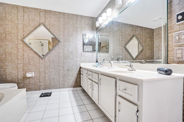 270 Captains Walk 310, Delray Beach, FL 33483