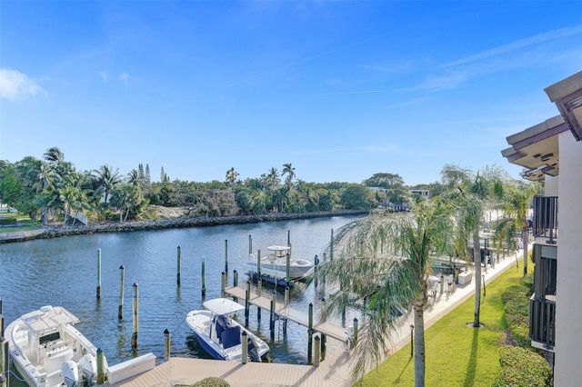 270 Captains Walk 310, Delray Beach, FL 33483