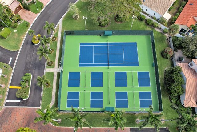 270 Captains Walk 310, Delray Beach, FL 33483