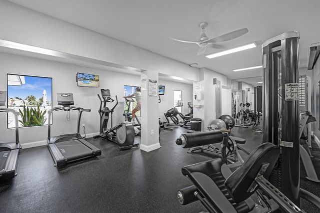 270 Captains Walk 310, Delray Beach, FL 33483