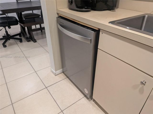 8540 SW 149th Ave 815, Miami, FL 33193