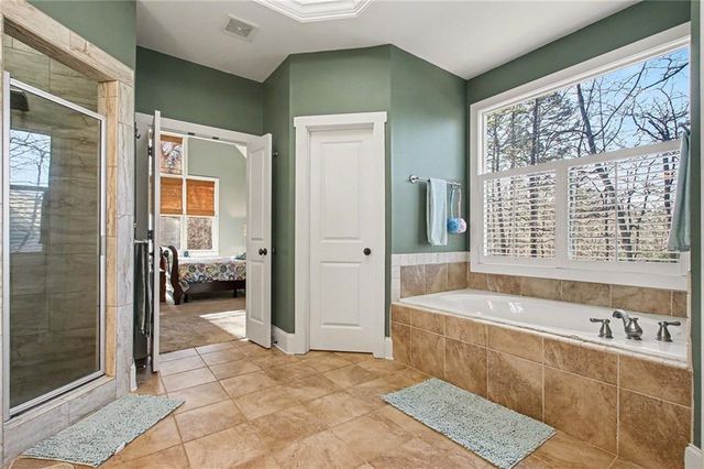 457 Bear Creek Lane, Bogart, GA 30622