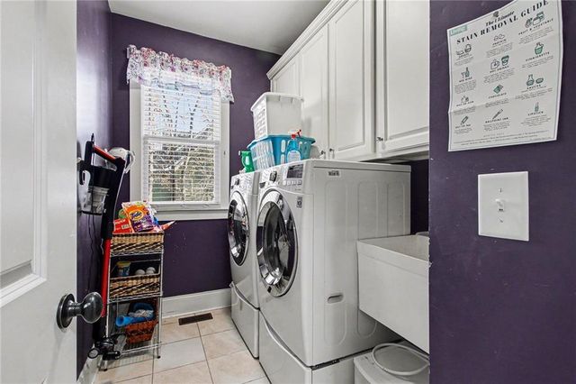 457 Bear Creek Lane, Bogart, GA 30622